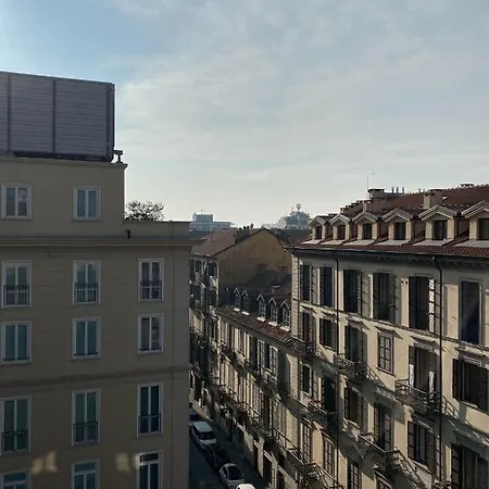 Porta Nuova Attic Apartment Turin
